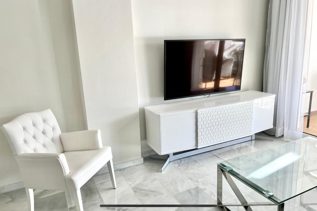 Mi Capricho 4C Beachfront -Apartment With Sea View - Costa Del Sol Sitio de Calahonda Exterior photo
